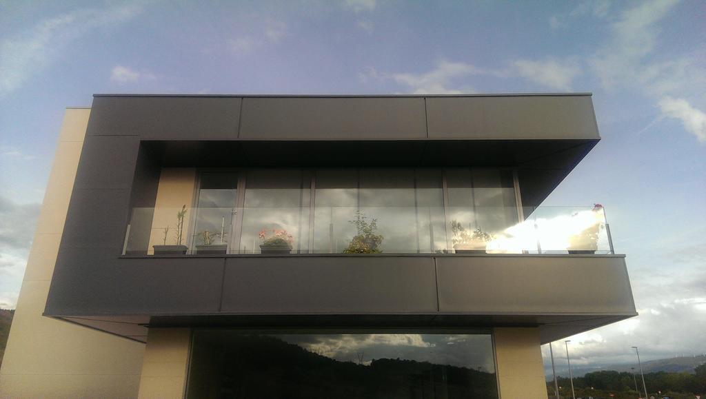 Nruta Ponferrada Hotel Bembibre  ภายนอก รูปภาพ